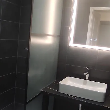 6 Personnes A Super Avec Parking Et Piscine - Fr-1-814-161 Apartman Besse-et-Saint-Anastaise