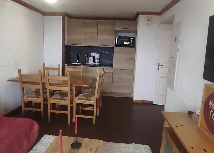 6 Personnes A Super Avec Parking Et Piscine - Fr-1-814-161 Apartman Besse-et-Saint-Anastaise